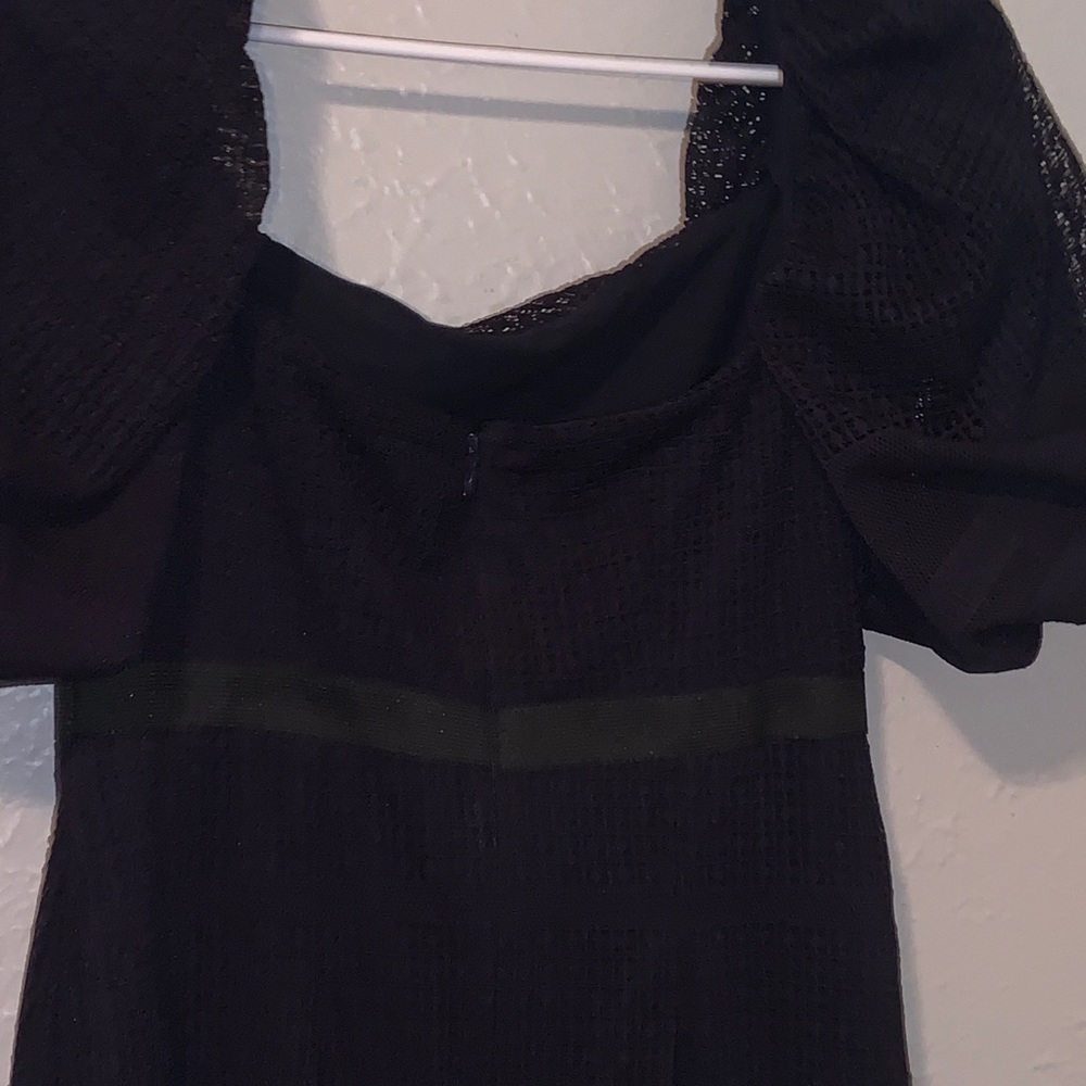 Dress - Picture 3 of 4